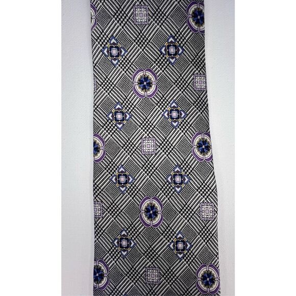 Bruno Piattelli 100% Silk Unique Geometric And Striped Patterned Tie - Picture 4 of 5